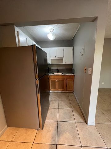 2016 NE 17th Court 4, Fort Lauderdale, FL 33305