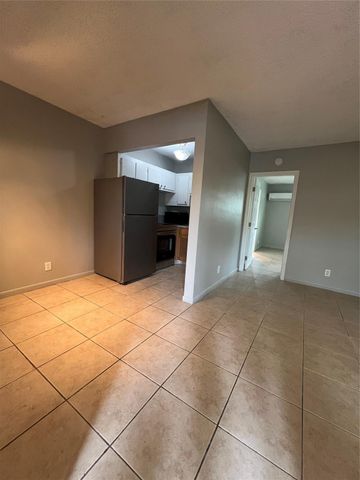2016 NE 17th Court 4, Fort Lauderdale, FL 33305