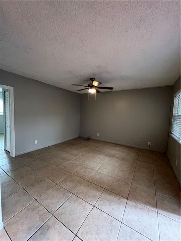 2016 NE 17th Court 4, Fort Lauderdale, FL 33305