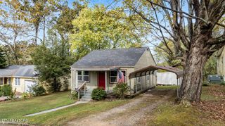 909 N C St, Lenoir City, TN 37771