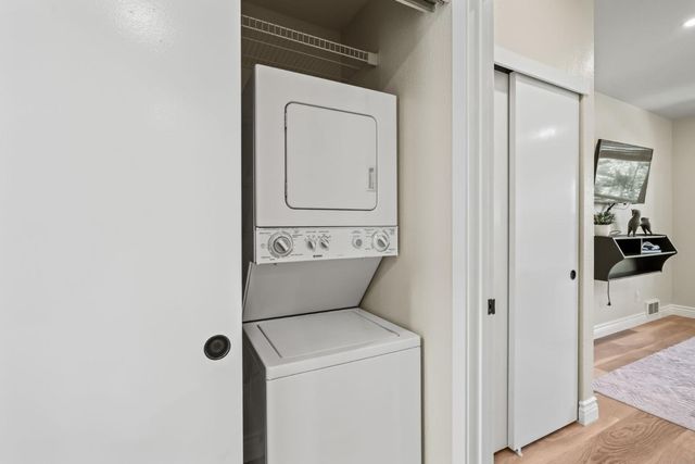 211 S Fremont Street 204, San Mateo, CA 94401