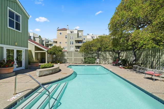 211 S Fremont Street 204, San Mateo, CA 94401