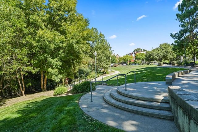 211 S Fremont Street 204, San Mateo, CA 94401