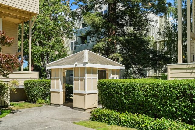211 S Fremont Street 204, San Mateo, CA 94401