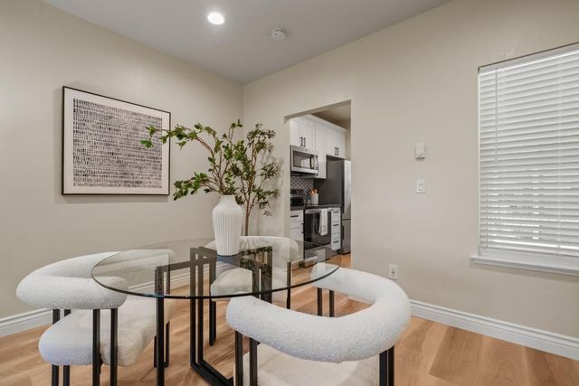 211 S Fremont Street 204, San Mateo, CA 94401