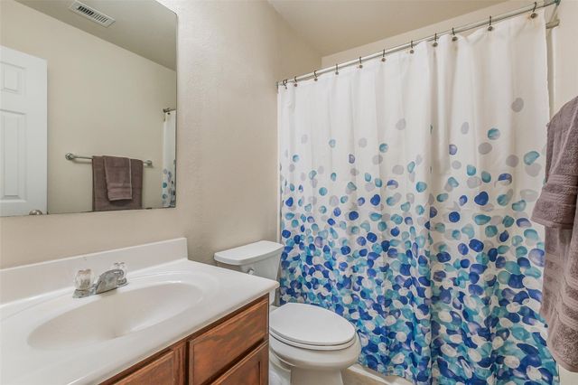 1015 Honeysuckle Vine Drive, Rosenberg, TX 77469