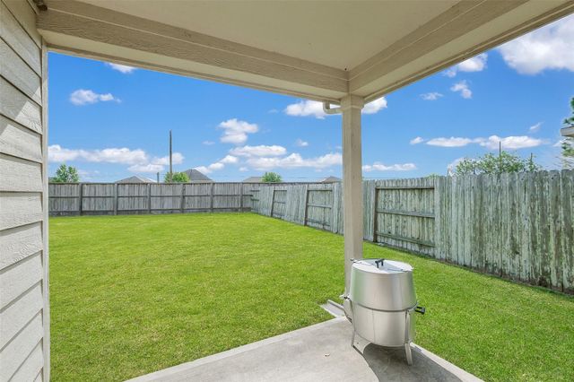 1015 Honeysuckle Vine Drive, Rosenberg, TX 77469