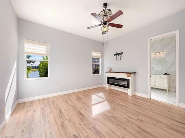 1696 Sarazen PL, Naples, FL 34120