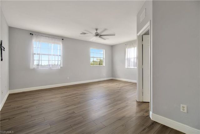 1696 Sarazen PL, Naples, FL 34120