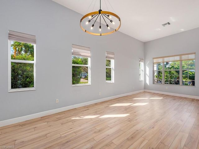 1696 Sarazen PL, Naples, FL 34120