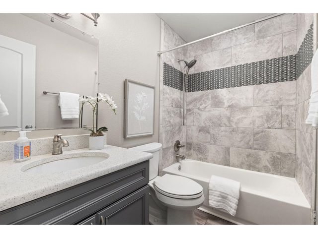 3250 Oneal Cir D11, Boulder, CO 80301