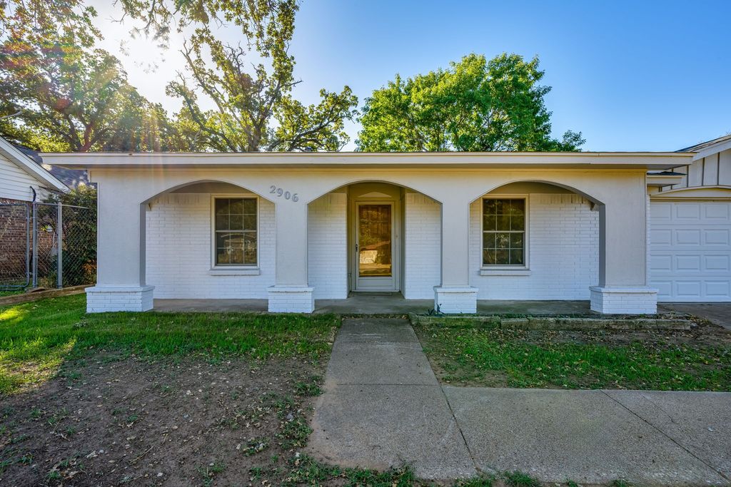 2906 SE 6th Street, Mineral Wells, TX 76067