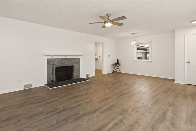 667 Hard Road, Webster, NY 14580