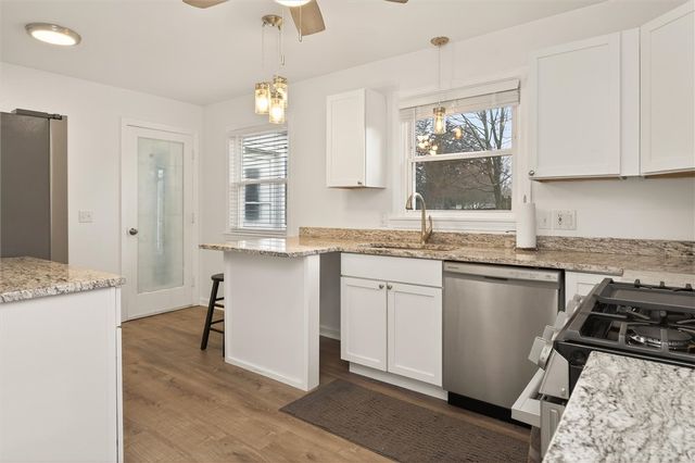 667 Hard Road, Webster, NY 14580