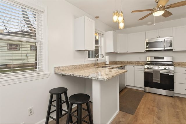 667 Hard Road, Webster, NY 14580