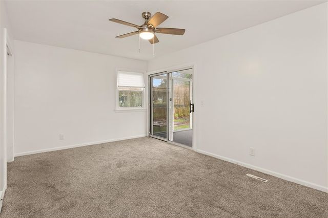 667 Hard Road, Webster, NY 14580