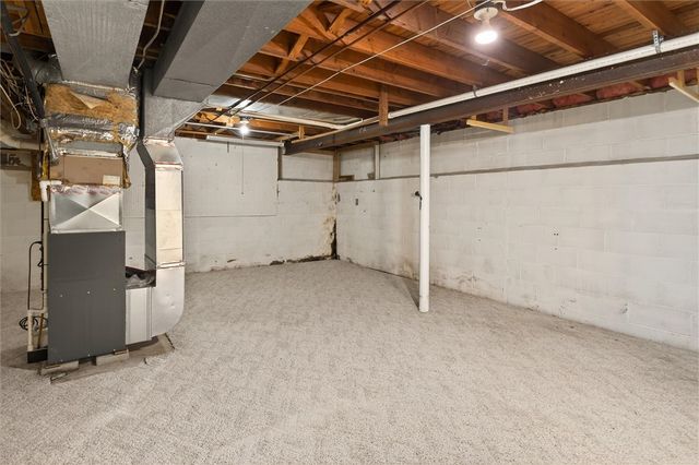 667 Hard Road, Webster, NY 14580