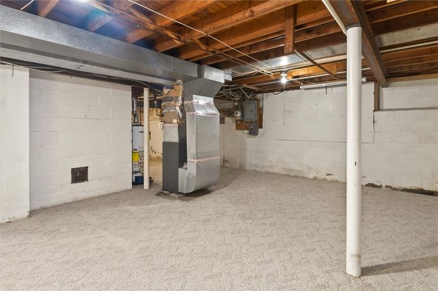 667 Hard Road, Webster, NY 14580