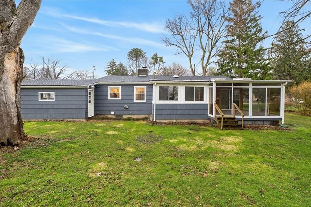 667 Hard Road, Webster, NY 14580