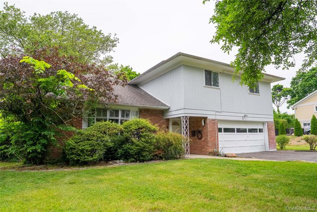 1 Horizon Road, Great Neck, NY 11020