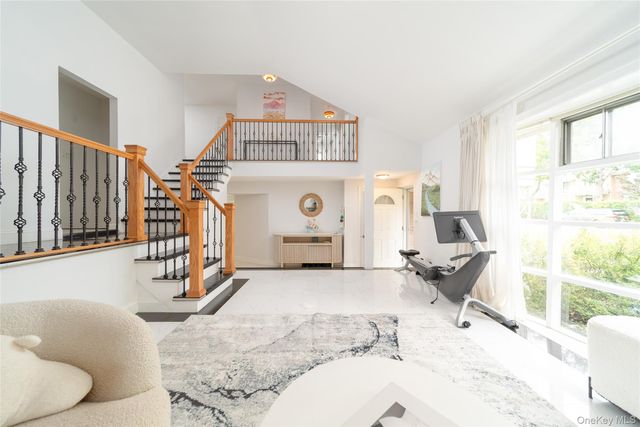 1 Horizon Road, Great Neck, NY 11020