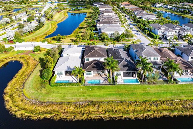 17317 Santaluce Manor, Boca Raton, FL 33496