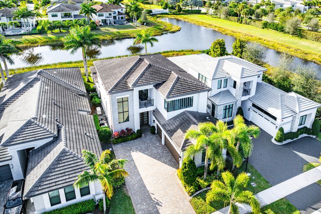 17317 Santaluce Manor, Boca Raton, FL 33496