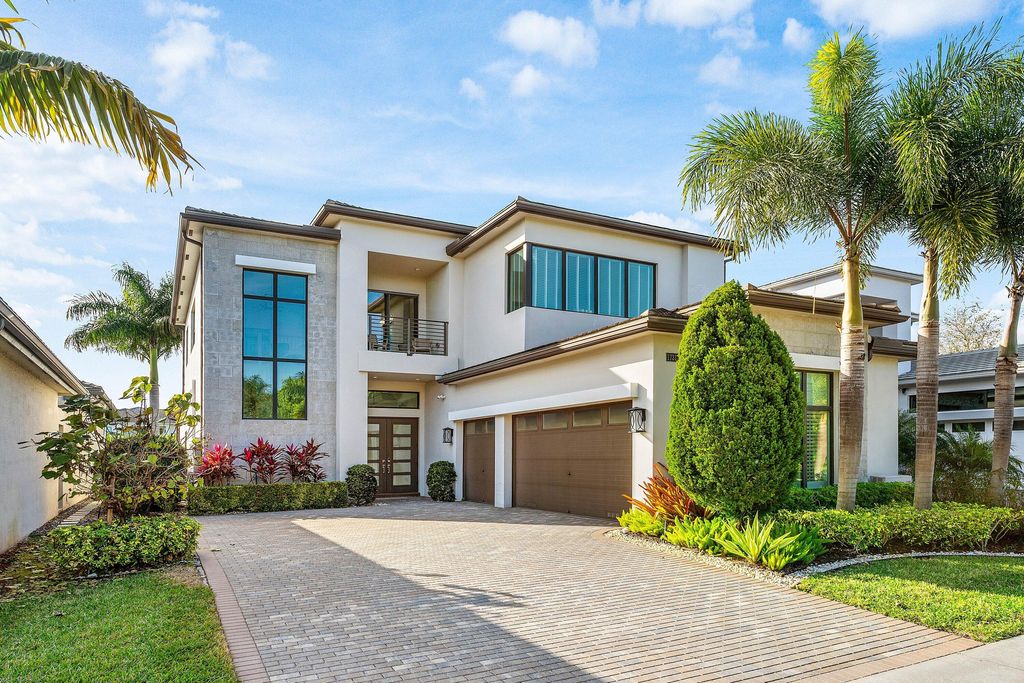17317 Santaluce Manor, Boca Raton, FL 33496