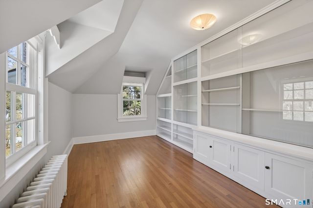 2095 Chapel Street, New Haven, CT 06515