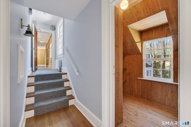 2095 Chapel Street, New Haven, CT 06515