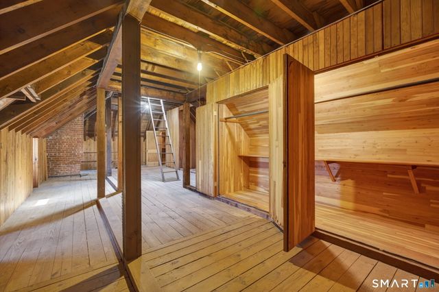 2095 Chapel Street, New Haven, CT 06515