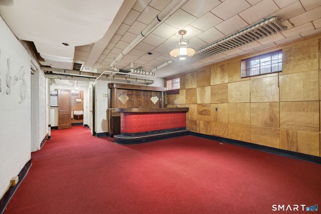 2095 Chapel Street, New Haven, CT 06515