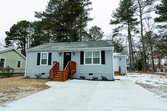 251 Booth Avenue, Henderson, NC 27536