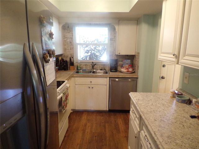 670 PARK CIRCLE, Bradenton, FL 34207