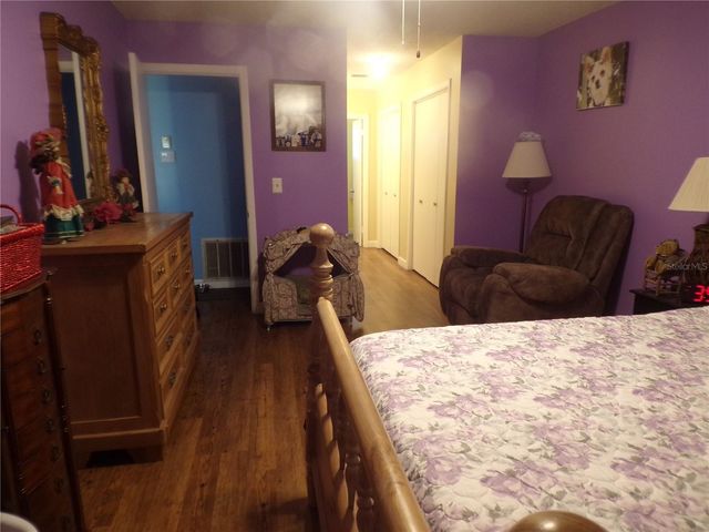 670 PARK CIRCLE, Bradenton, FL 34207