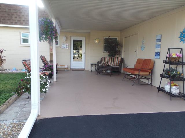 670 PARK CIRCLE, Bradenton, FL 34207