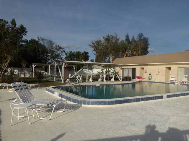 670 PARK CIRCLE, Bradenton, FL 34207