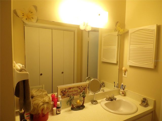 670 PARK CIRCLE, Bradenton, FL 34207