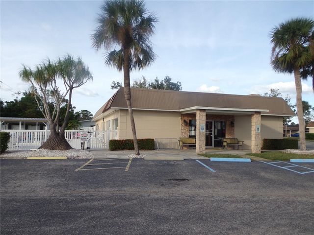 670 PARK CIRCLE, Bradenton, FL 34207