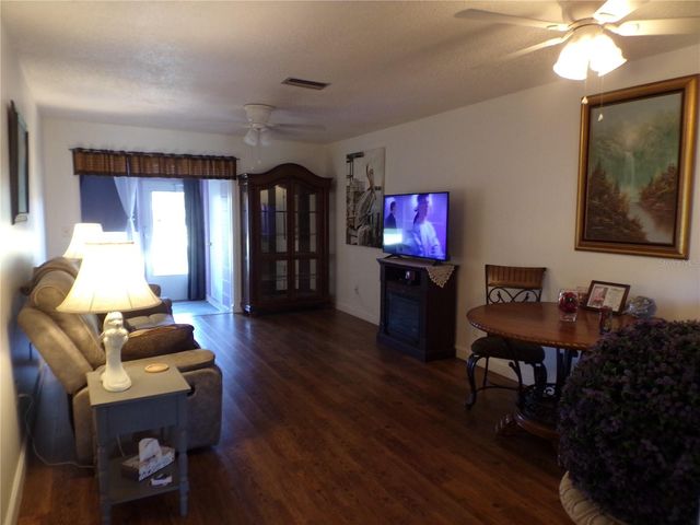 670 PARK CIRCLE, Bradenton, FL 34207