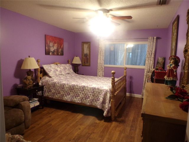 670 PARK CIRCLE, Bradenton, FL 34207