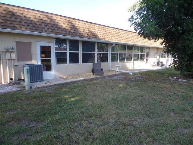 670 PARK CIRCLE, Bradenton, FL 34207
