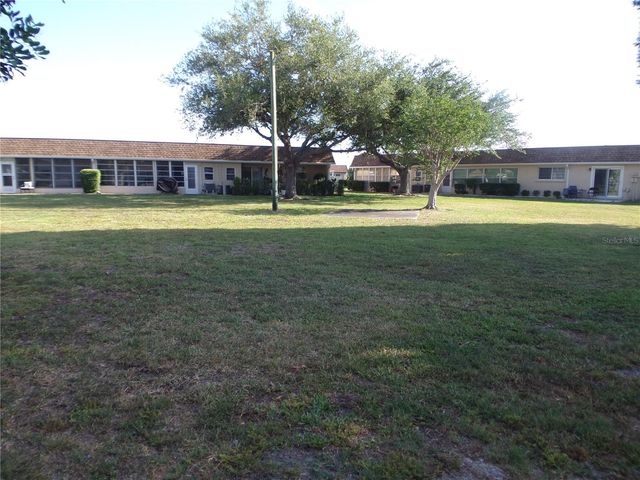 670 PARK CIRCLE, Bradenton, FL 34207