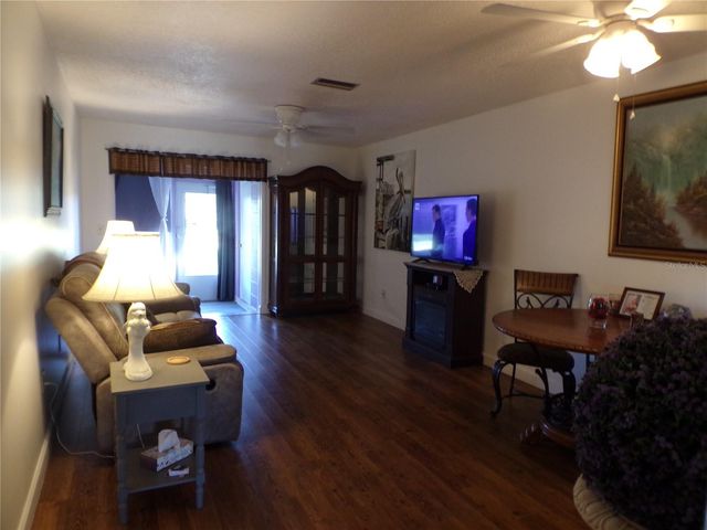 670 PARK CIRCLE, Bradenton, FL 34207