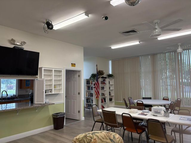 2650 W GOLF Boulevard 165, Pompano Beach, FL 33064