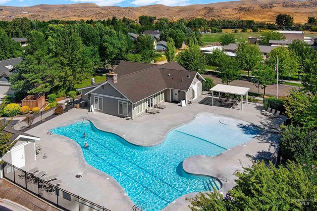 3833 Sage Creek Drive, Boise, ID 83714