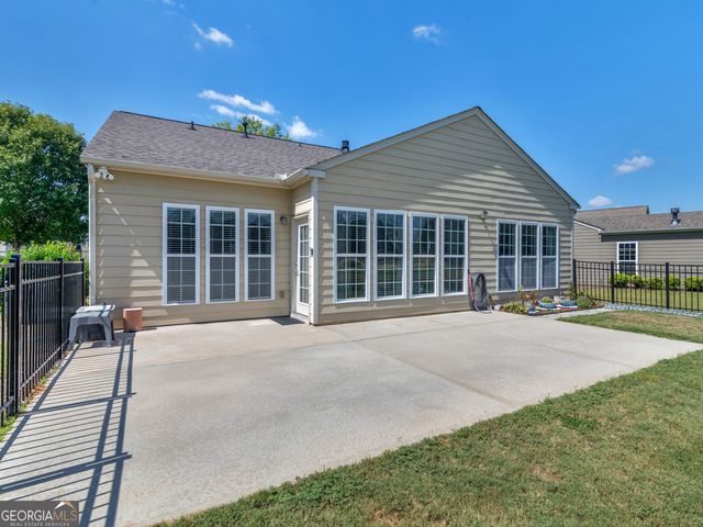 421 Beacon Court, Griffin, GA 30223