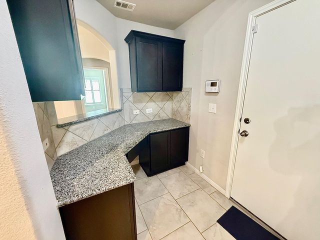 513 Longhorn Cavern RD, Leander, TX 78641