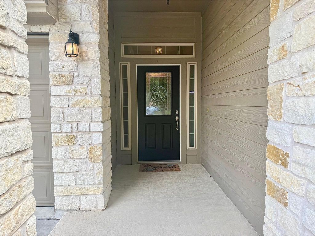 513 Longhorn Cavern RD, Leander, TX 78641