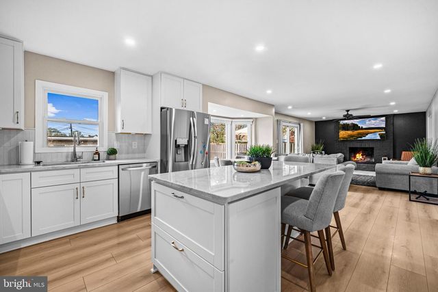 8806 BLACK ALDER DR, Alexandria, VA 22309